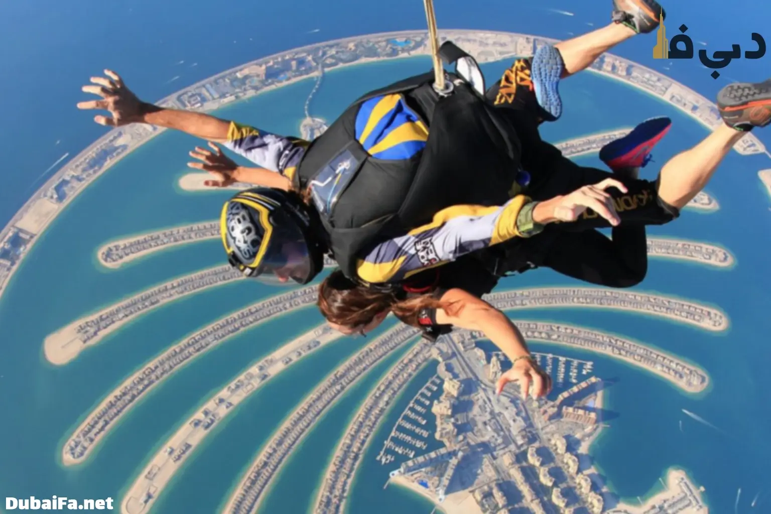 تجربه سقوط آزاد بر فراز جزیره مصنوعی جمیرا